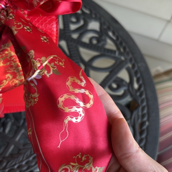 Aldo Year of the Snake Red Handbag - Picture 12 of 14